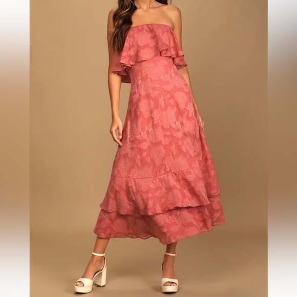 Lulus Dresses & Skirts - 👗Lulu’s Love You So Truly Rusty Rose Floral Strapless Midi Dress👗